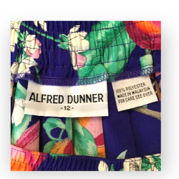 Alfred Dunner Vintage Floral and Fruit Print Skirt in Size 12 - Picture 6 of 6